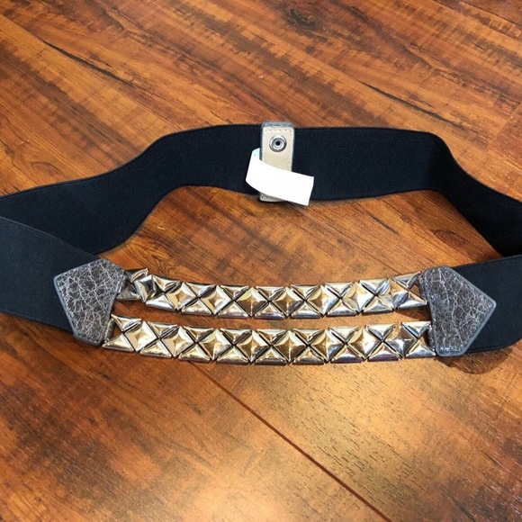 EXPRESS Black Gray M/L Silver Tone BoHo Rocker CHIC Waist Snap Belt main image 4